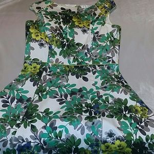 London Style Summer Pleated Dress